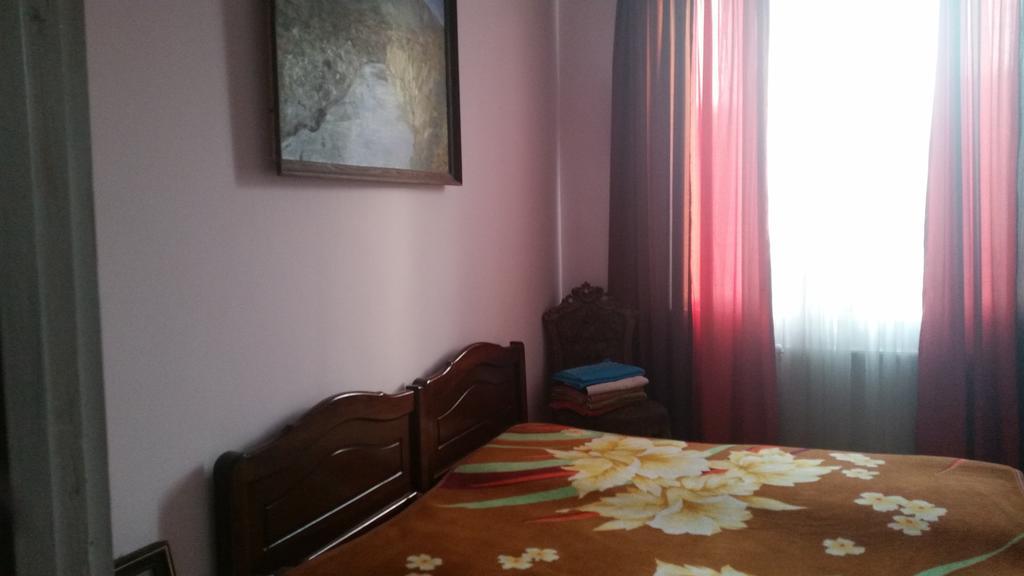 Hotel Mmg Tbilisi Rum bild