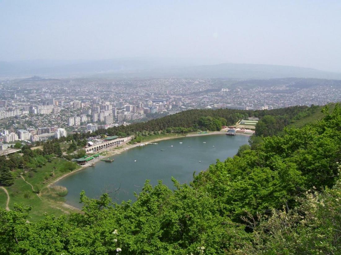Hotel Mmg Tbilisi Exteriör bild
